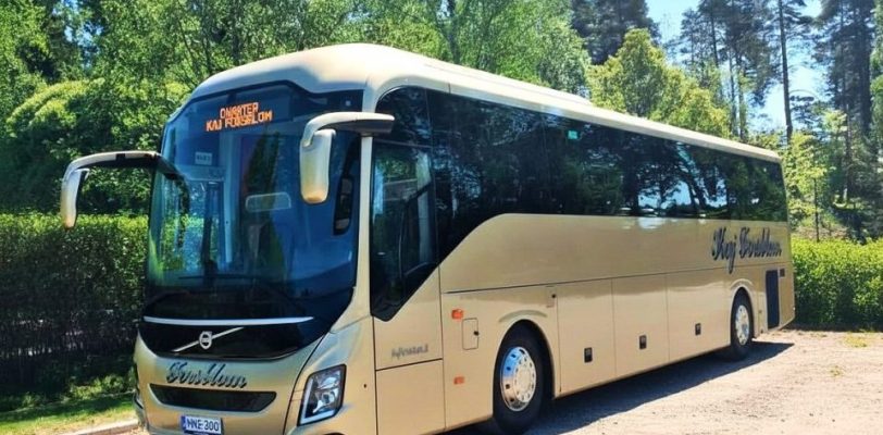 Kaj Forsblom 57+2-seated bus