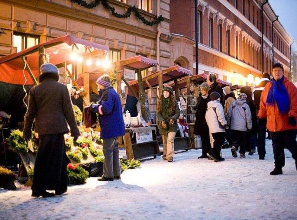 vanhan-suurtorin-joulumarkkinat-the-old-great-square-christmas-market-